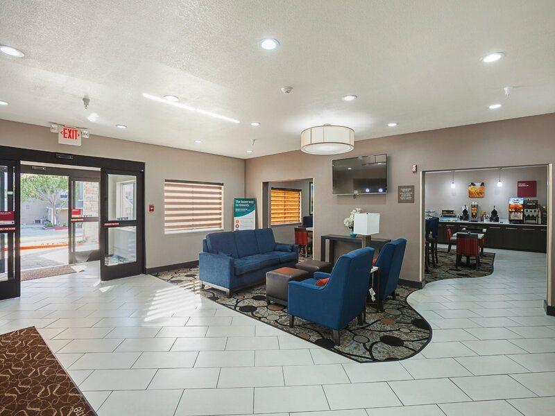 Comfort Suites Lewisville Exterior photo