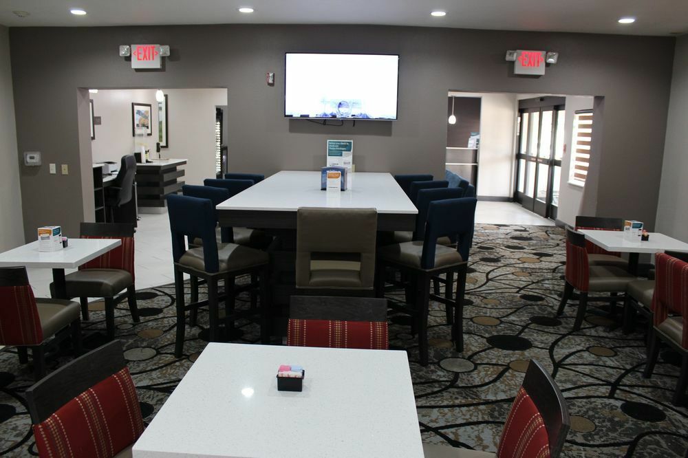 Comfort Suites Lewisville Exterior photo